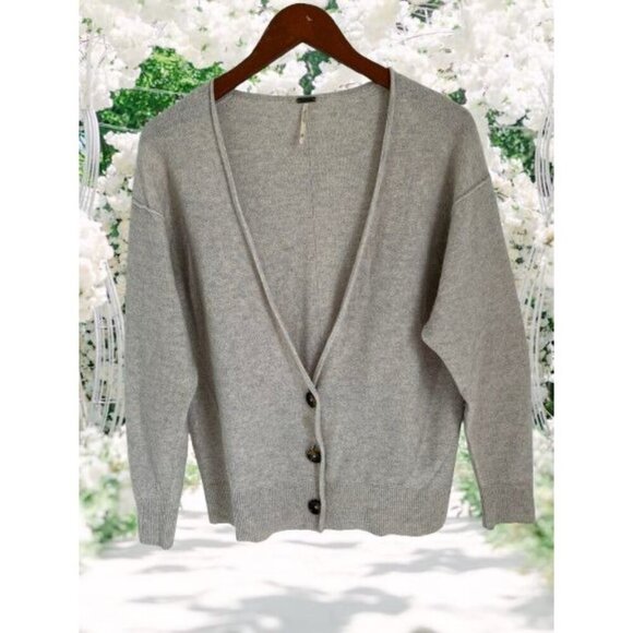 Free People 100% Cashmere Cardigan Lagenlook Oversized Pale Gray Size XS - Picture 1 of 11